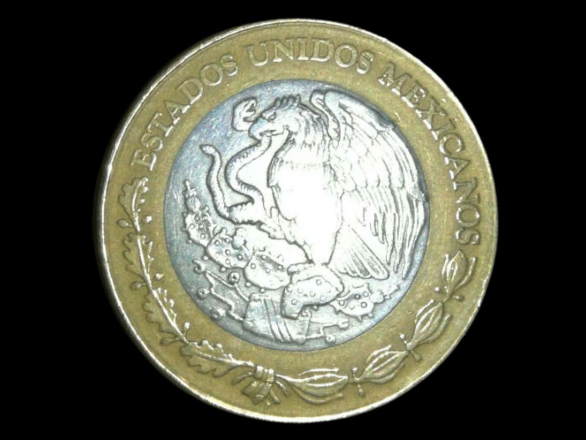 Reverso de una moneda de 10 pesos de plata 