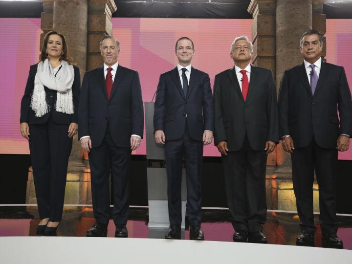 Los candidatos a la presidencia durante el primer debate. Foto: Cuartoscuro