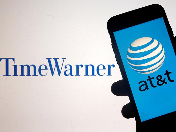 La empresa de telecomunicaciones accedió a gestionar temporalmente las cadenas Turner de Time Warner de manera independiente de DirecTV. Foto: Reuters