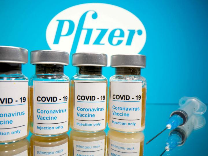 México y Pfizer firman convenio para adquirir vacunas COVID-19