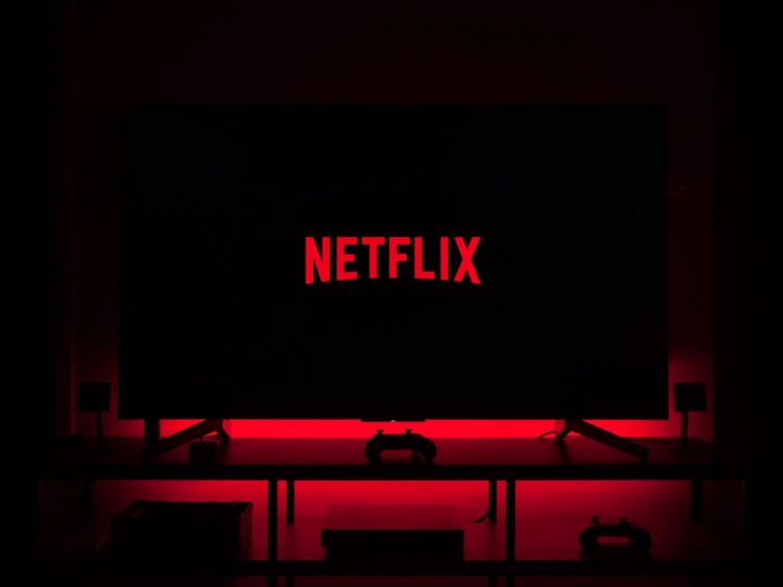 Netflix comenzó a probar la introducción de videojuegos dentro de su aplicación, con dos videojuegos para móviles Android. Foto: Unsplash