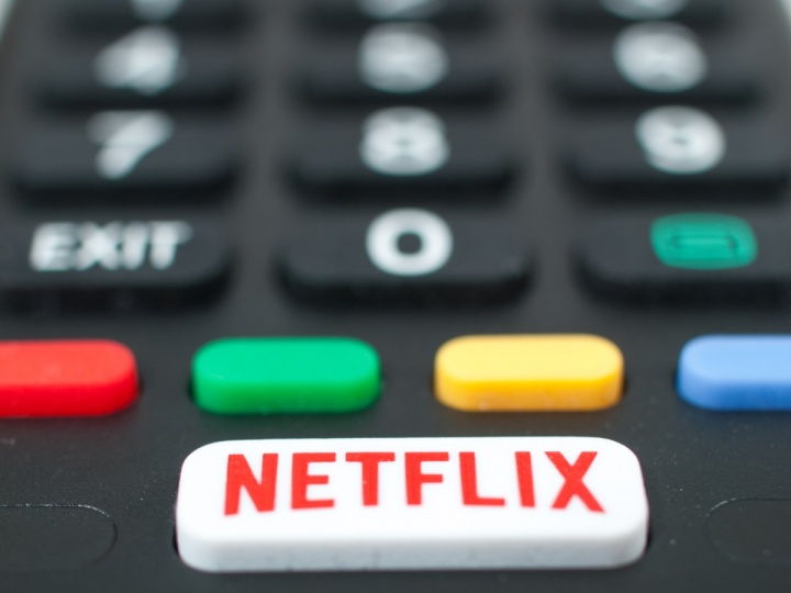 Netflix se ha comprometido a publicar métricas de las visualizaciones de sus contenidos con mayor regularidad, más allá de sus informes de ganancias. Foto: iStock