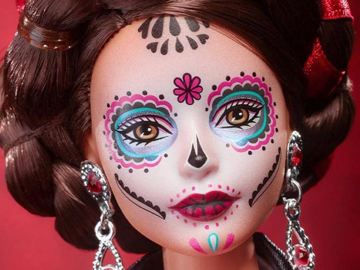 Emulación pala reinado Barbie Día de Muertos 2022: por qué cuesta más de 12 mil pesos | Dinero en  Imagen