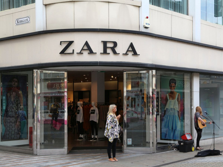 Exterior tienda Zara