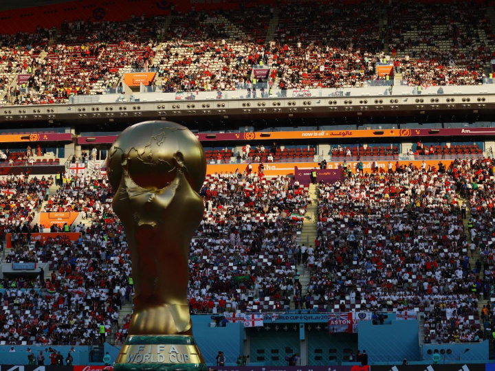 Trofeo del Mundial en el estadio de Qatar 