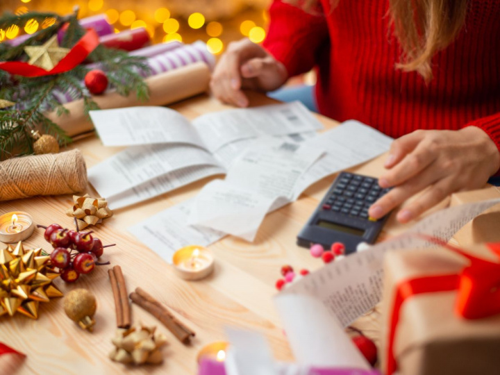 ¿Cómo ahorrar dinero rápido para los regalos de Navidad y Día de Reyes? Foto: iStock.