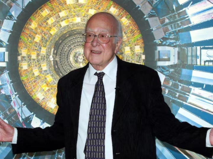 Muere Peter Higgs, el físico y ganador del Nobel que descubrió la 