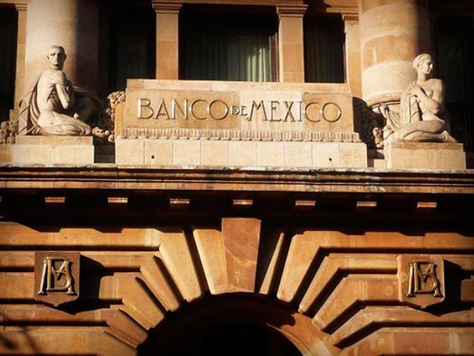 Se espera que Banxico suba la tasa en el 2015. Foto: Excélsior