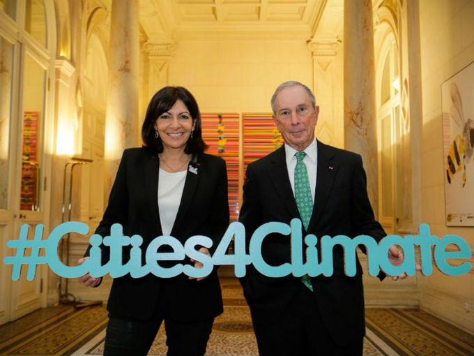 Los anfitriones de la Cumbre, Anne Hidalgo y Michael Bloomberg. Foto: @Cities4Climate