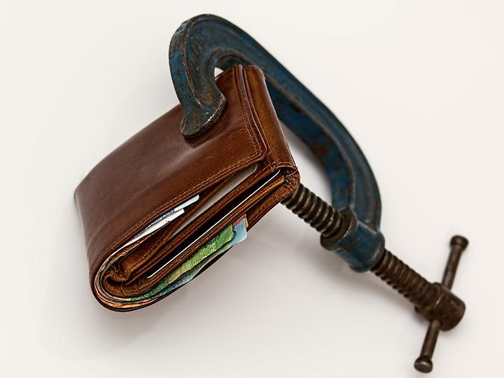 Tener deudas no tiene que ver con tus ingresos, sino con tu forma de pensar. Foto: Pixabay