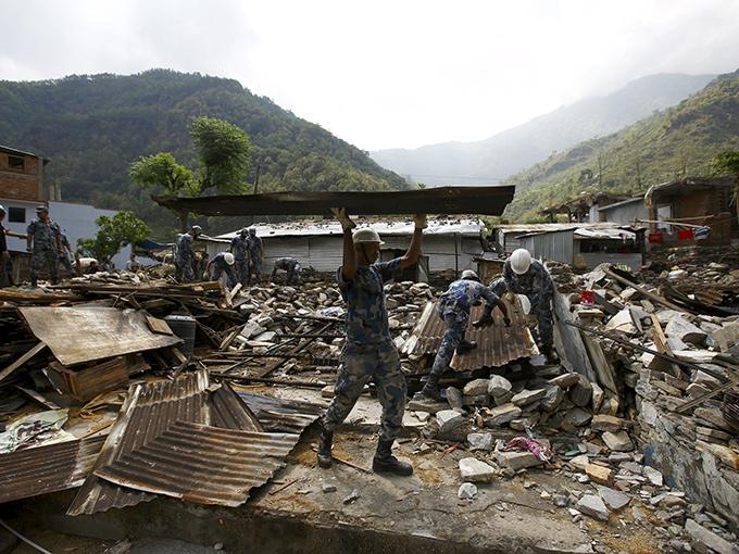 Las consecuencias del terremoto de 7.8 que sacudió el país el 25 de abril, y de las múltiples réplicas, son enormes. Foto: Reuters