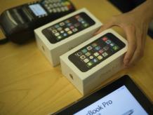 Cada iPhone se vende hasta 6 veces más caro de lo que a Apple le cuesta fabricarlo. Foto: Getty.