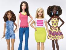 El propósito de Barbie era ser un juguete con el que las niñas pudieran identificarse y materializar sus sueños, pero eso no fue siempre así. Foto: Especial