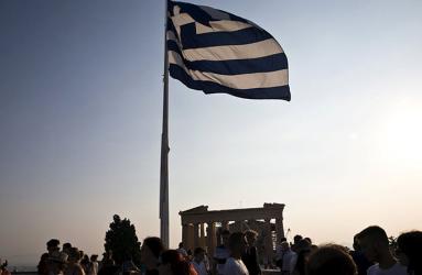 Atenas negocia con instituciones de la Unión Europea y el Fondo Monetario Internacional (FMI) nuevos préstamos por hasta 86,000 millones de euros. Foto: Reuters