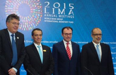 El secretario de Hacienda, Luis Videgaray, participa este viernes en las Reuniones Anuales del Banco Mundial y del Fondo Monetario Internacional en Lima, Perú. Foto: Twitter: @LVidegaray 