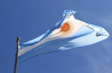 El secretario de Finanzas de Argentina, Luis Caputo, realizará una conferencia con inversores el lunes. Foto: Pixabay