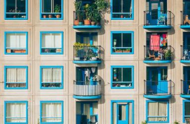 El nuevo mecanismo incluirá en su desarrollo una Bolsa Inmobiliaria en línea, en donde los derechohabientes tendrán la oportunidad de comparar la oferta de vivienda actual, precios y ubicación de la misma. Foto: Pixabay