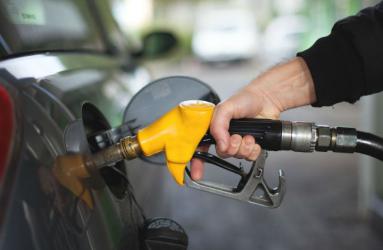 Antes de las modificaciones, el porcentaje permitido en la mezcla de combustibles era de hasta 5.8 por ciento de etanol. Foto: Pixabay
