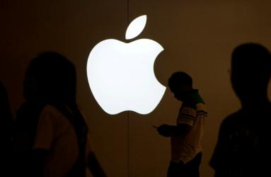 De acuerdo con Steve Wozniak, cofundador de Apple, la empresa de tecnología no comenzó en una cochera, sino que esta historia fue creada para que la gente supiera que la compañía tuvo un inicio humilde. Foto: Reuters.