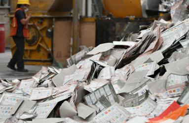 Mil 616 toneladas de papelería electoral de los comicios del 1 de julio de 2018 se reutilizarán como material reciclable para la creación de 600 mil libros de texto de educación primaria. Foto: Cuartoscuro