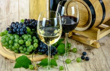 En el país se cultivan aproximadamente 80 variedades de uva; y 50 por ciento son de uso industrial, sobre todo para vino. Foto: Pixabay
