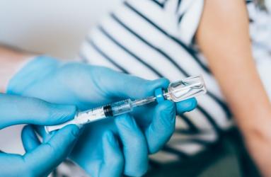 Esta vacuna cuenta con cinco rasgos esenciales. Foto: iStock