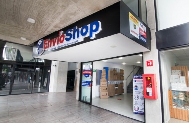 Envío Shop inició operaciones justo en la pandemia, hace 10 meses se abrieron sus primeras dos tiendas en Guadalajara, Jalisco. Foto: Envío Shop