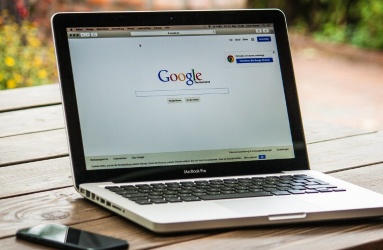 Google ha visto un aumento en el uso de las búsquedas, las videoconferencias y otras herramientas en el último año. Foto: Pixabay