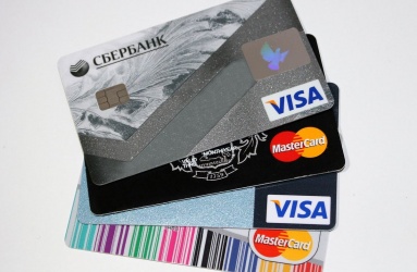 El SAT podría iniciar un proceso de discrepancia fiscal si detecta que pagas tus tarjetas de crédito con dinero en efectivo. Foto: Pixabay 