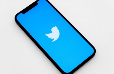 Twitter compartió su compromiso con los creadores de contenido en su plataforma, a quienes proveerá de nuevas herramientas como la posibilidad de dar propinas mediante criptomonedas. Foto: Unsplash 