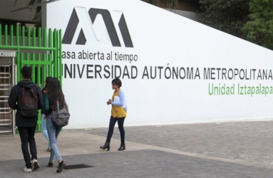 La Universidad Nacional Autónoma de México (UAM) ha dado luz verde para el regreso a las clases presenciales tras la entrada del semáforo verde de covid-19 y el avance en la vacunación. Foto: Cuartoscuro 