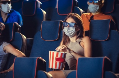 3.4 millones de espectadores visitaron las salas de cine en todo el país el fin de semana pasado. foto: iStock