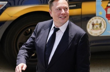El genio de Elon Musk reveló que planea vender acciones de Tesla por un valor de 6 mil millones de dólares y donará las ganancias para la compra de alimentos en favor de la población más necesitada. Foto: AP