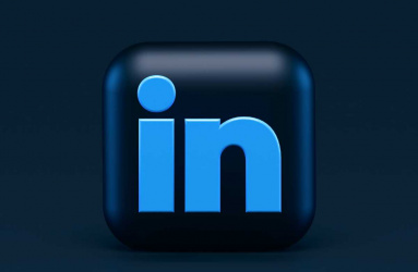 Actualmente LinkedIn cuenta ya con 17 millones de usuarios y mil clientes corporativos en México. Foto: Unplash / Alexander Shatov