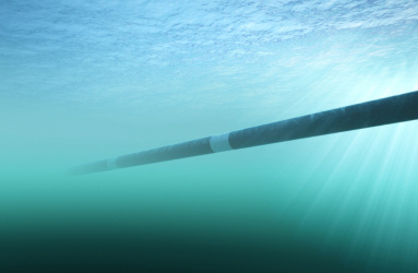 cable submarino en el oceano