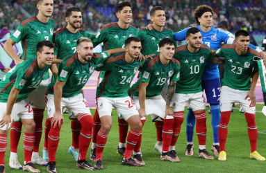 Los 11 jugadores del Tricolor en el partido contra Polonia 