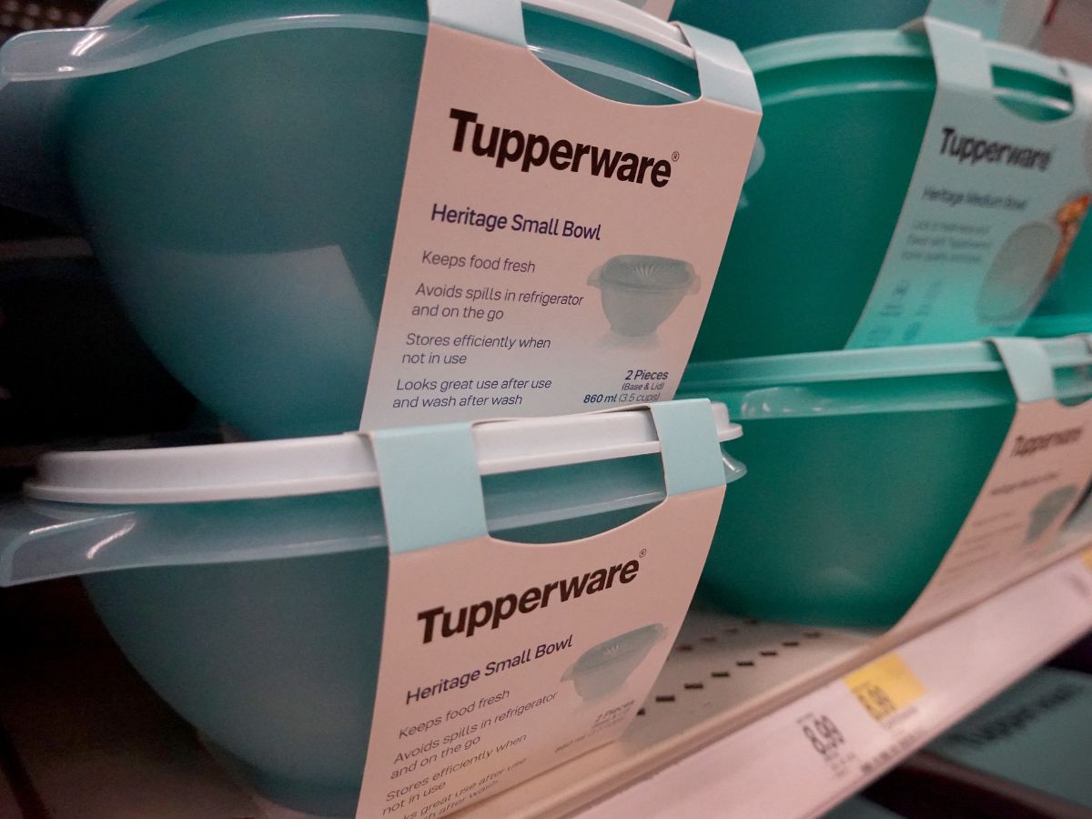 Tupperware nuevos color verde con etiquetas de nuevos